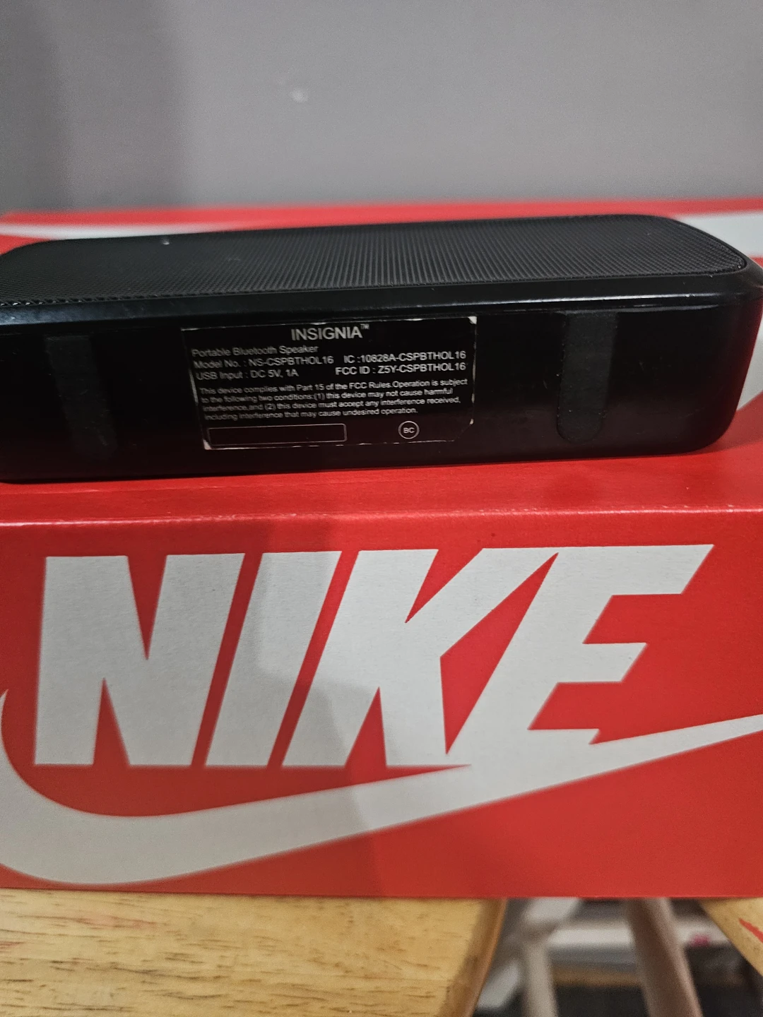 Insignia Portable Bluetooth Speaker - photo 3