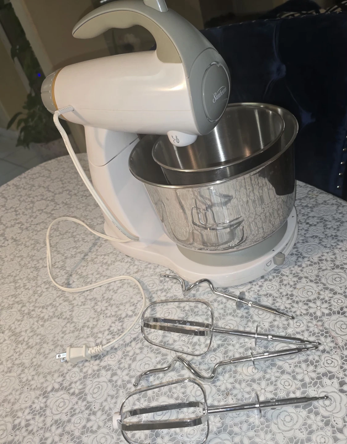 Sunbeam Mixmaster Stand Mixer - photo 2
