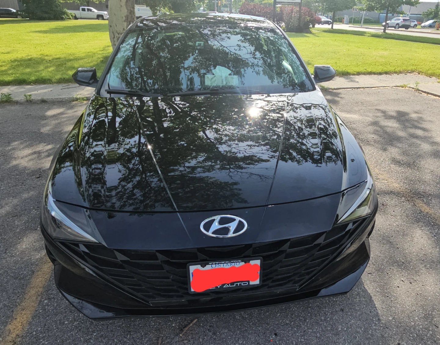 2022 Hyundai Elantra Preferred — Sunroof & Tech Package