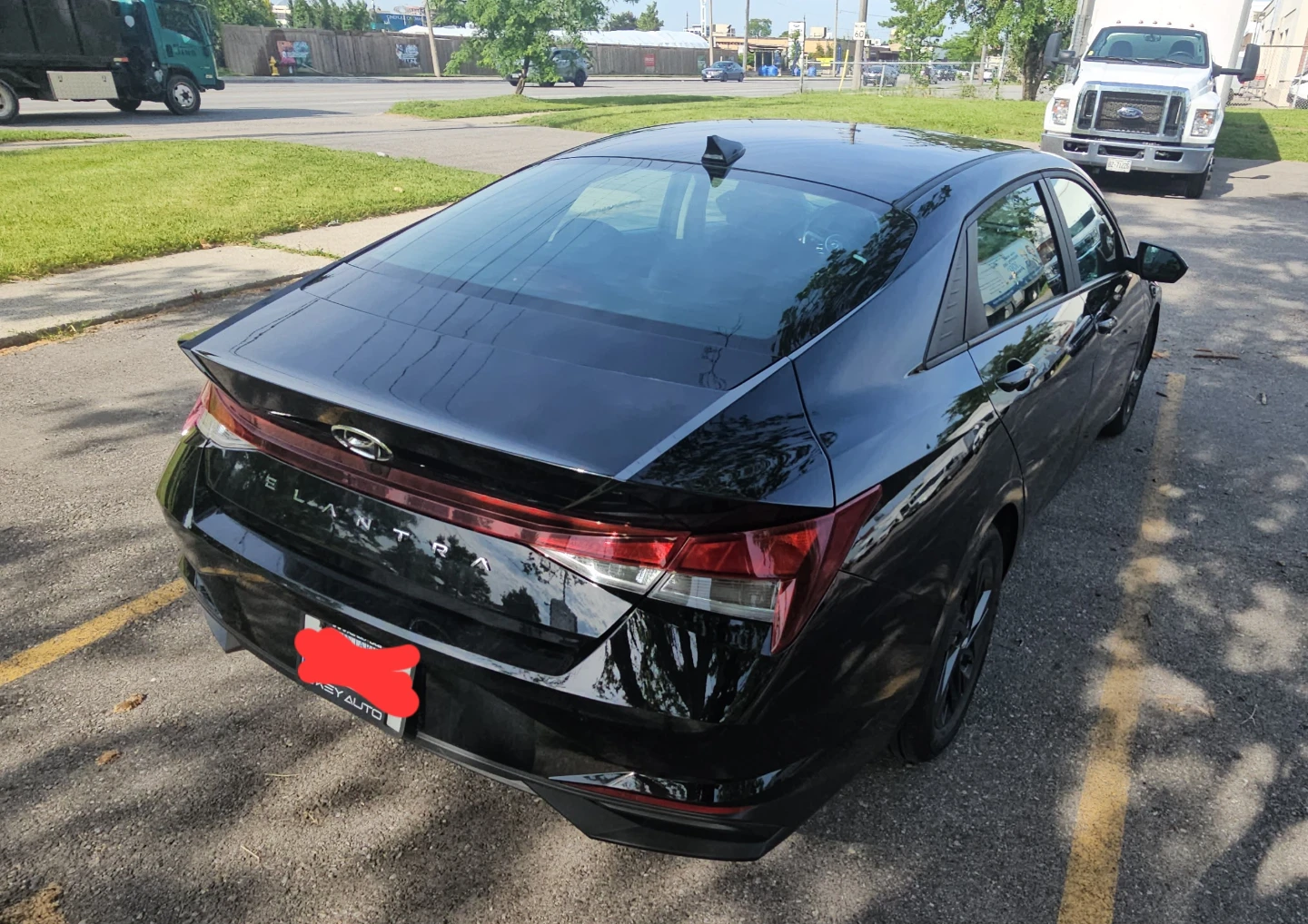 2022 Hyundai Elantra Preferred — Sunroof & Tech Package - photo 2