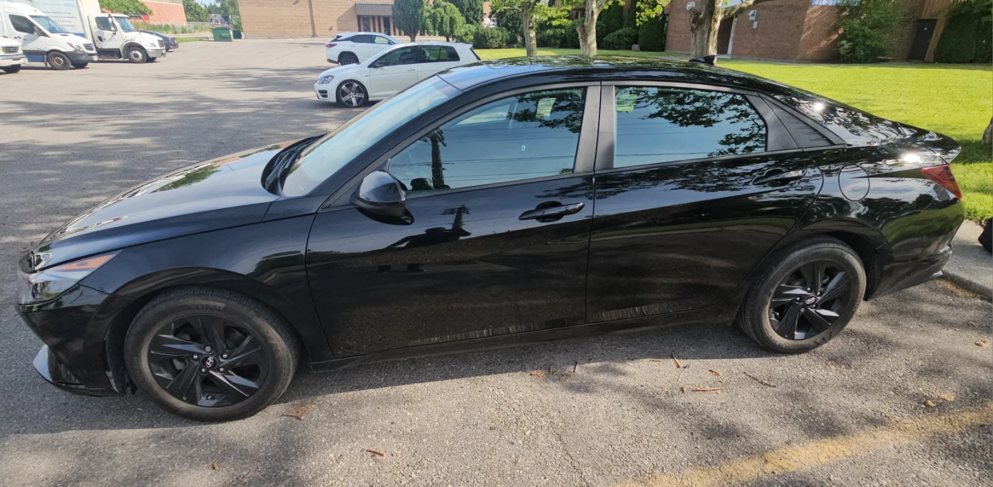 2022 Hyundai Elantra Preferred — Sunroof & Tech Package - photo 4