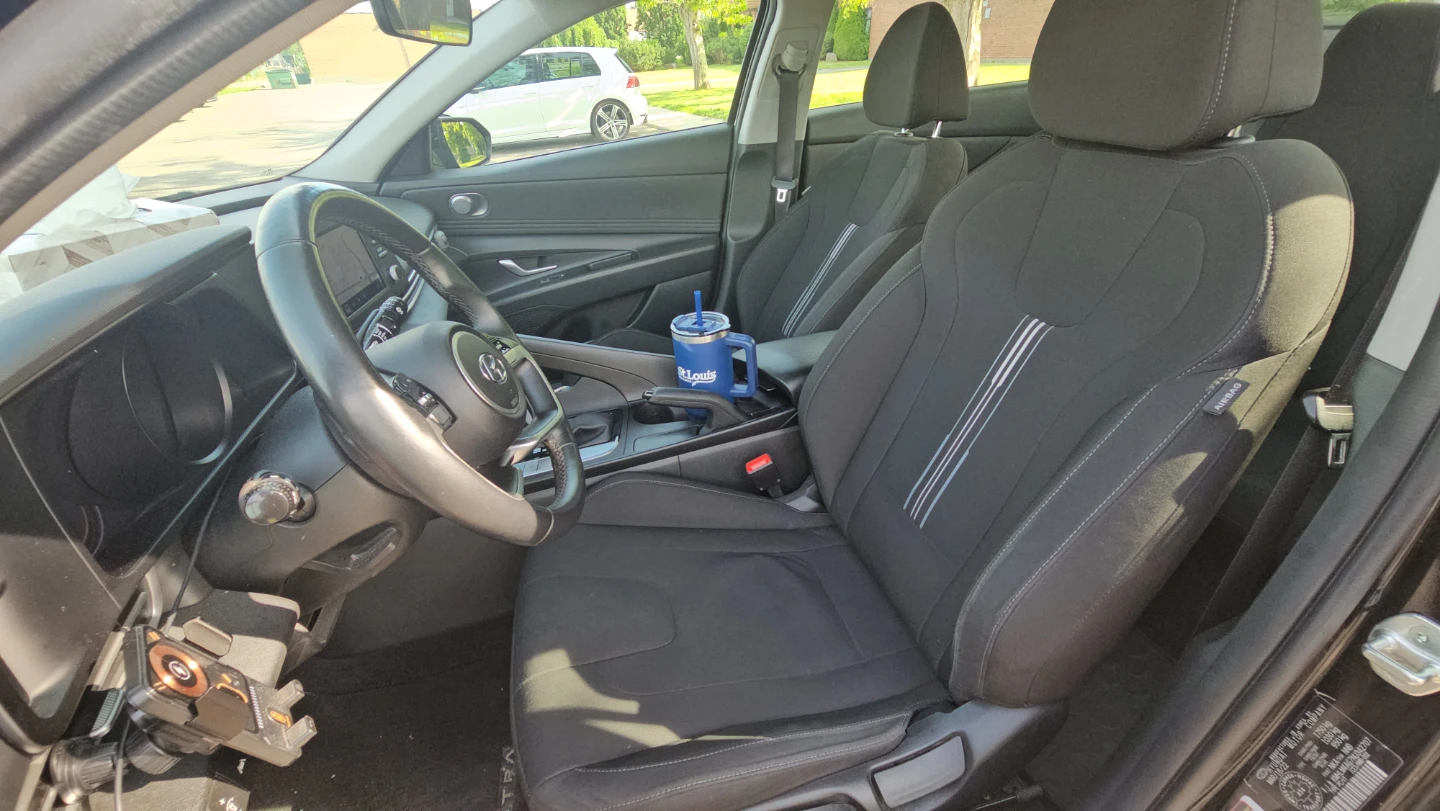 2022 Hyundai Elantra Preferred — Sunroof & Tech Package - photo 5