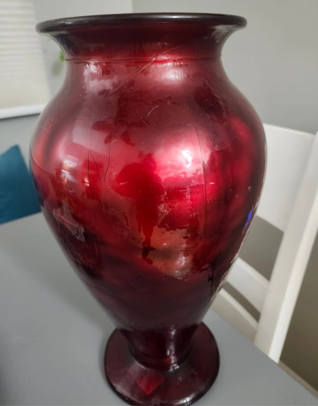 Heavy Glass Red Vase - photo 2