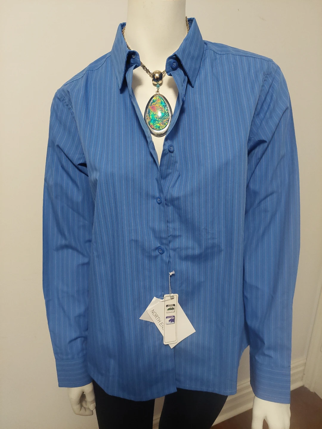 NWT North End Blue Pinstripe  Shirt Medium