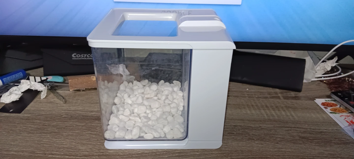 EZ Marina Desktop Aquarium good for shrimp or snails and plants. - photo 2
