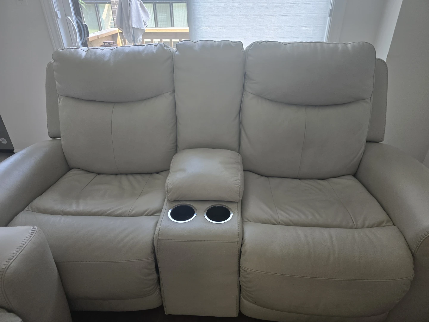 Ashley Furniture 2-Seater Reclining Sofa – Off-White
