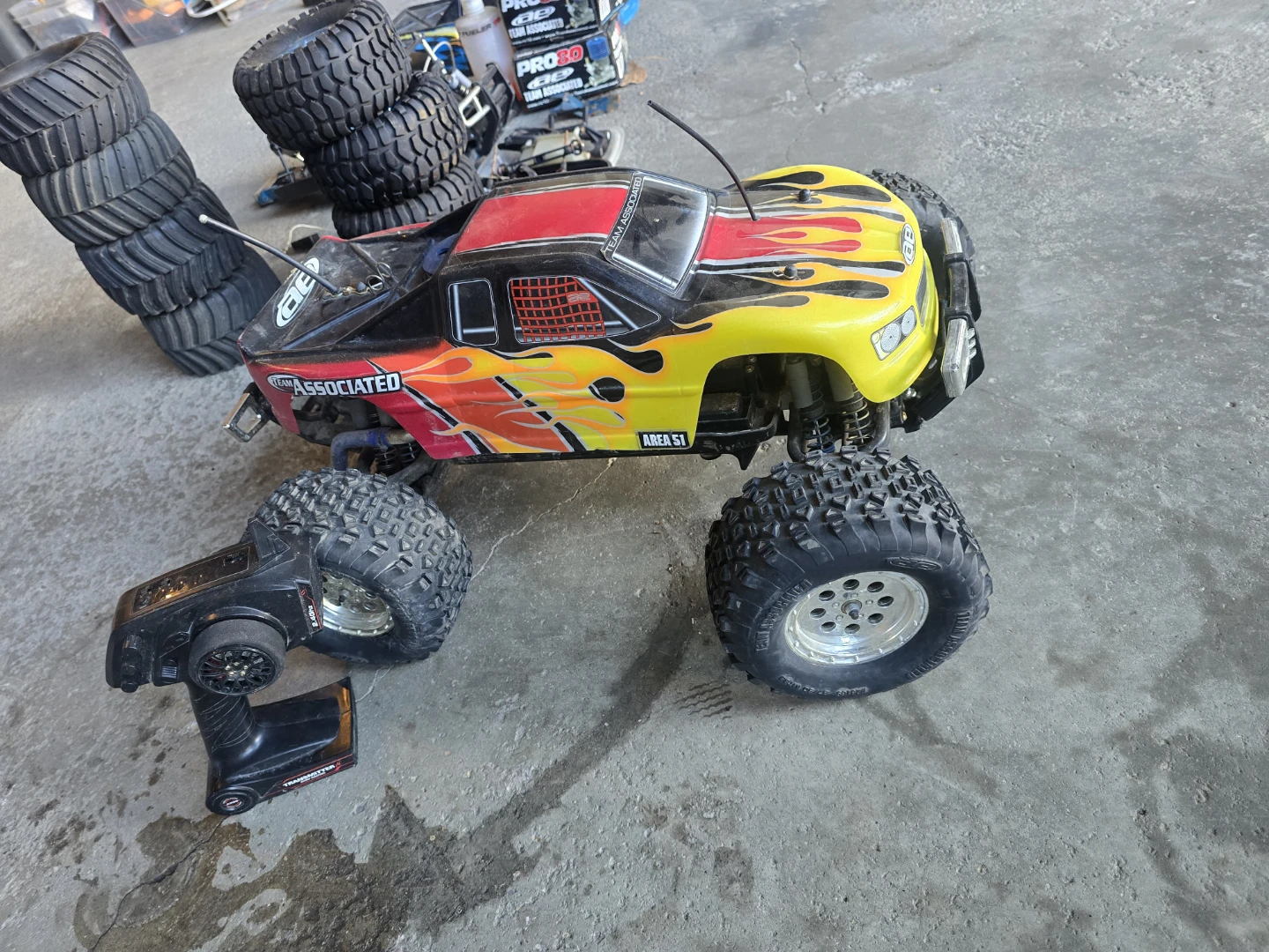 Team Associated RC Car and Parts Lot