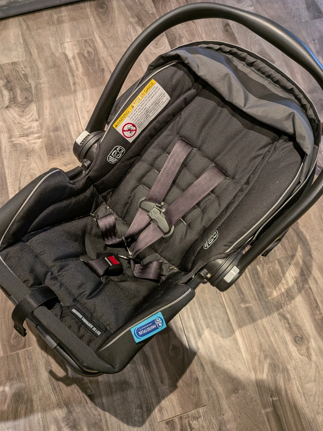 Graco Snugride Snuglock 35 Lite Infant Car Seat
