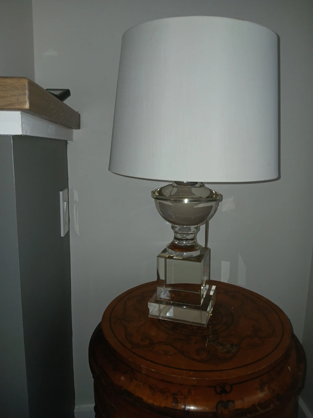 LUCITE 70's acent Table Lamp