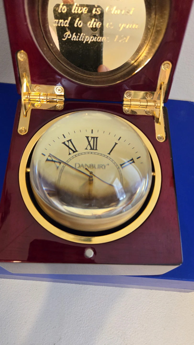 Vintage Danbury Desk Analog Clock Ball & Globe Wood Case 4.5 x 4 - photo 5