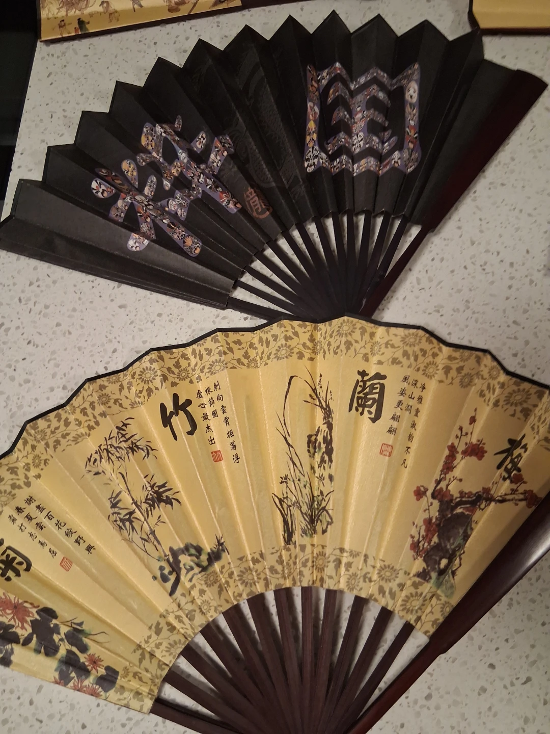 6 larger fans - photo 5