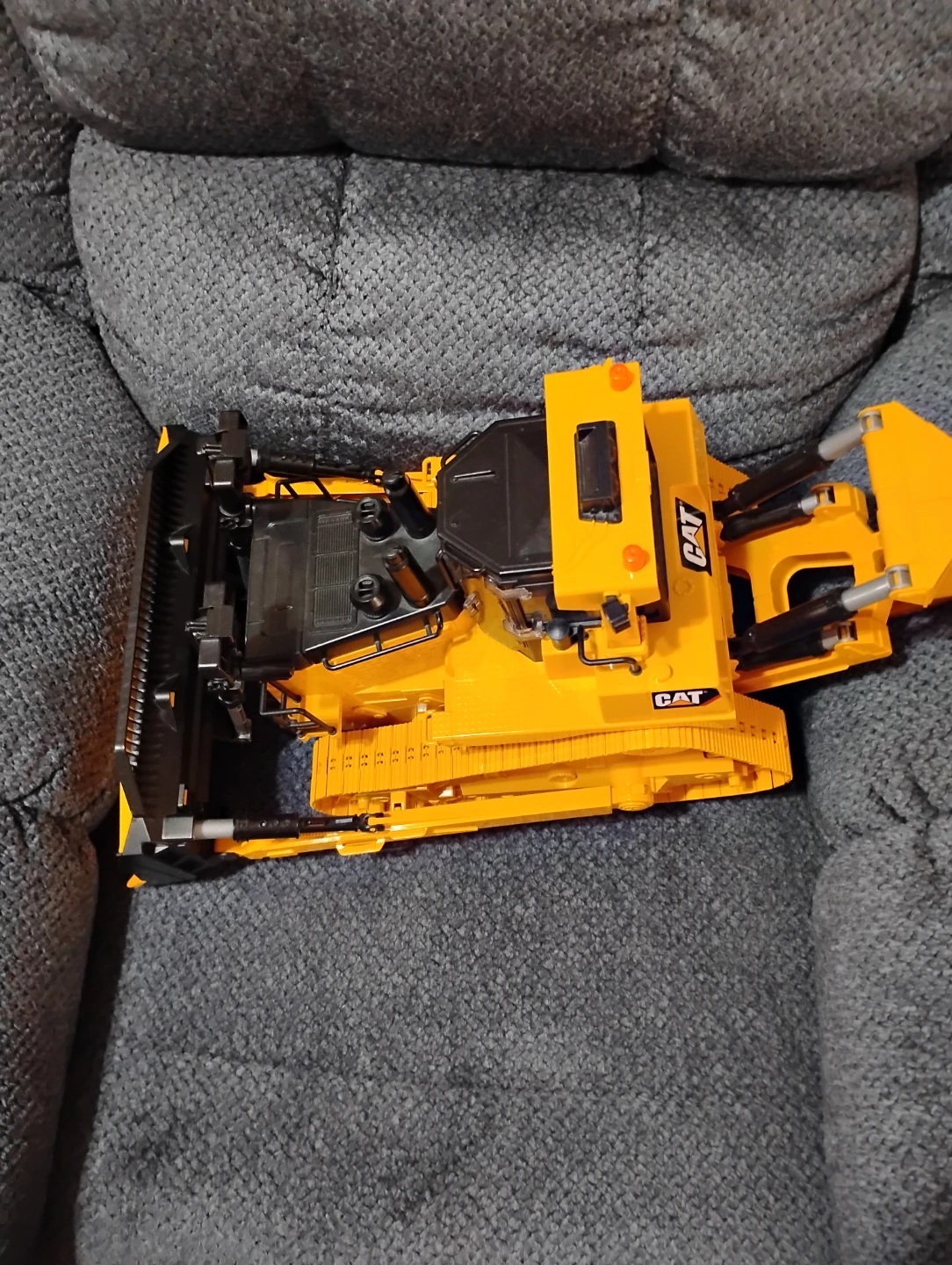 CAT Bulldozer - photo 2