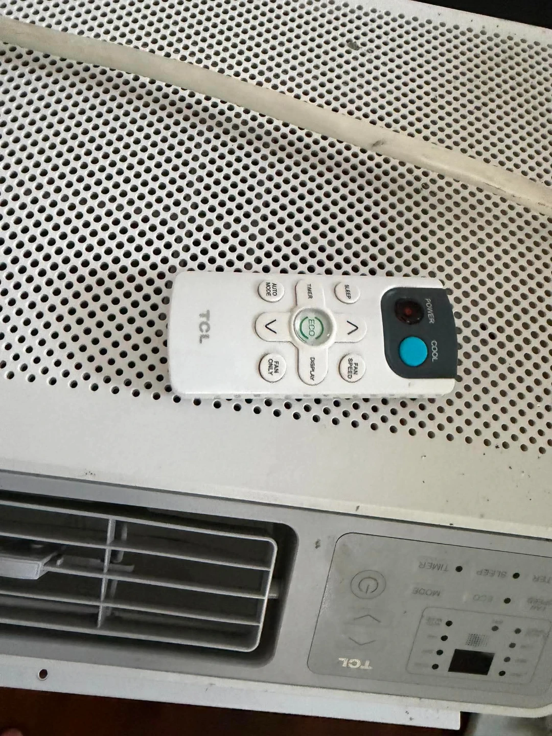 TCL Window Air Conditioner with Remote - photo 2