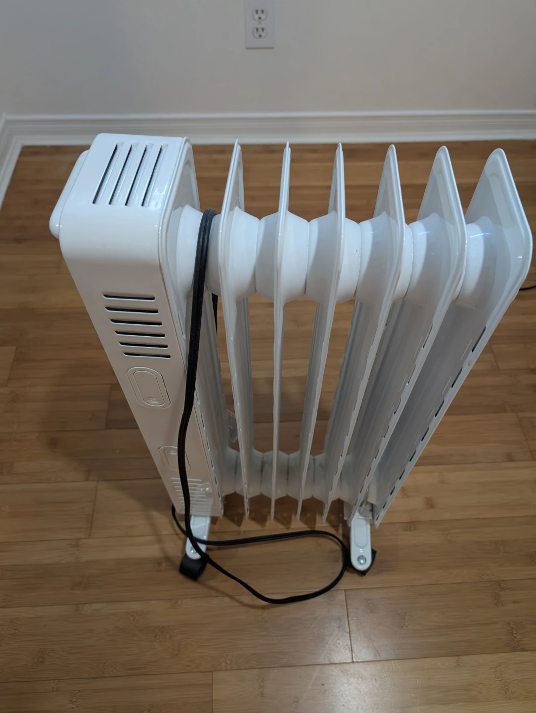 NOMA Oil Filled Radiator Heater - photo 2