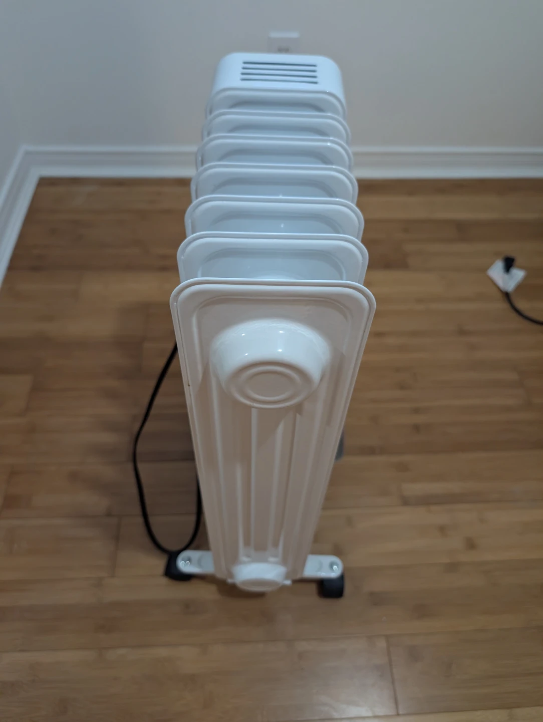 NOMA Oil Filled Radiator Heater - photo 4