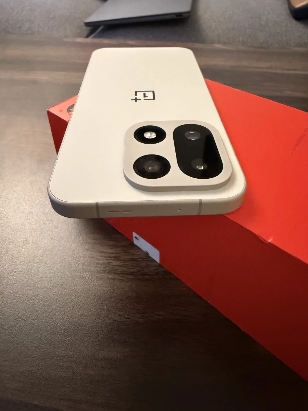 OnePlus 15 512GB LNIB + OnePlus Buds 3 Pro - photo 3