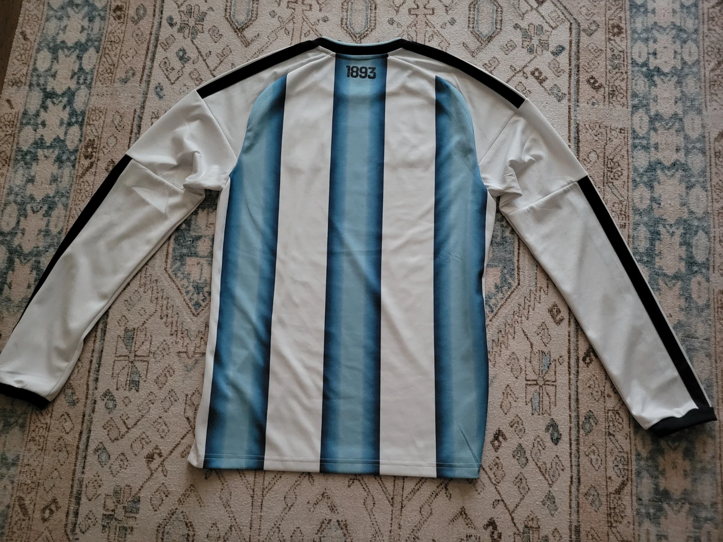 Size small Adidas Argentina FIFA Long Sleeve Jersey - photo 2