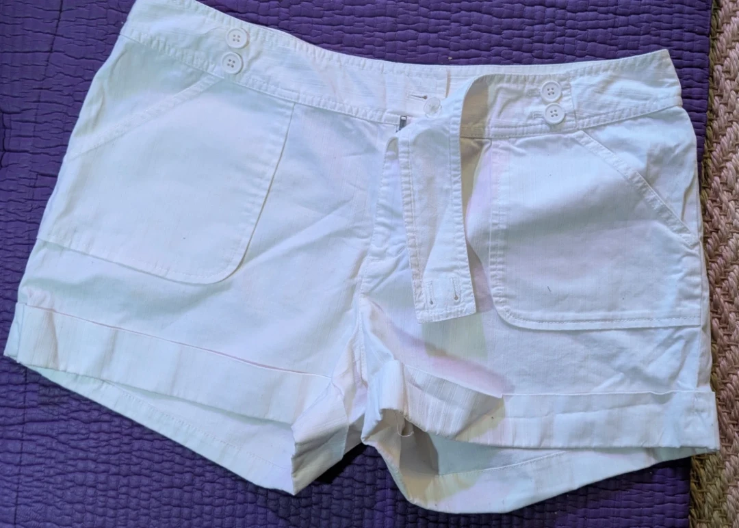 Joe Fresh white cotton shorts