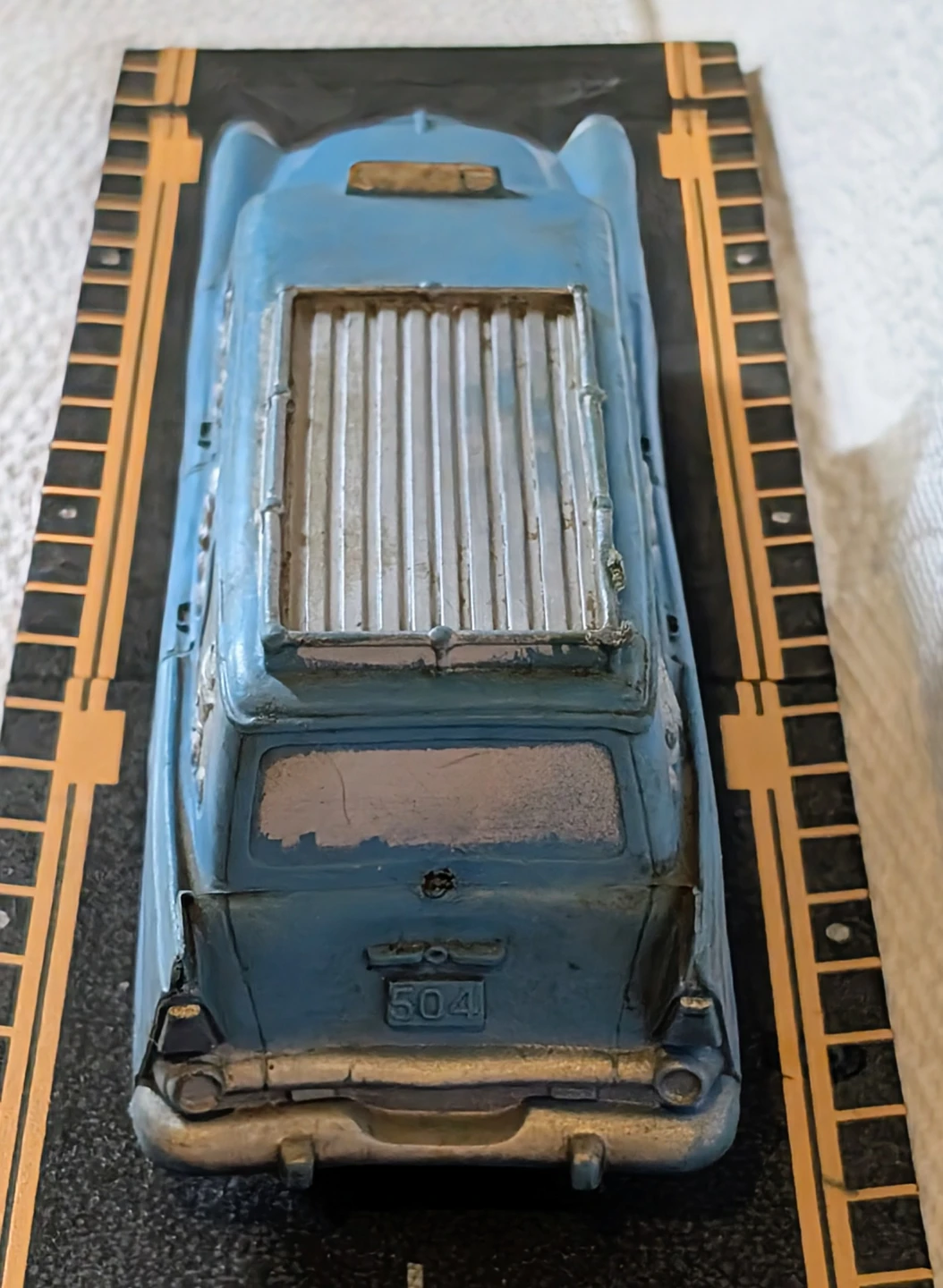 Auburn Rubber Airport Taxi Station Wagon - Made in USA - photo 4