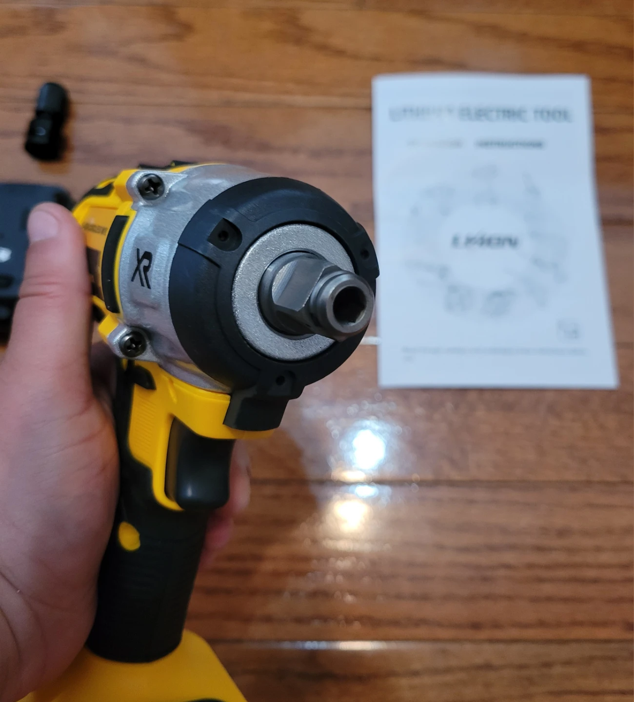 (tool only!) NEW 20V MAX XR Cordless Impact Wrench - photo 2
