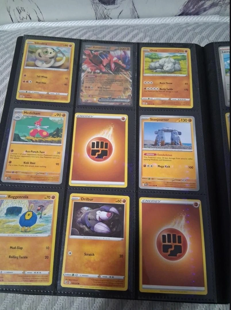 Pokemon Trading Card Binder no trades - photo 3