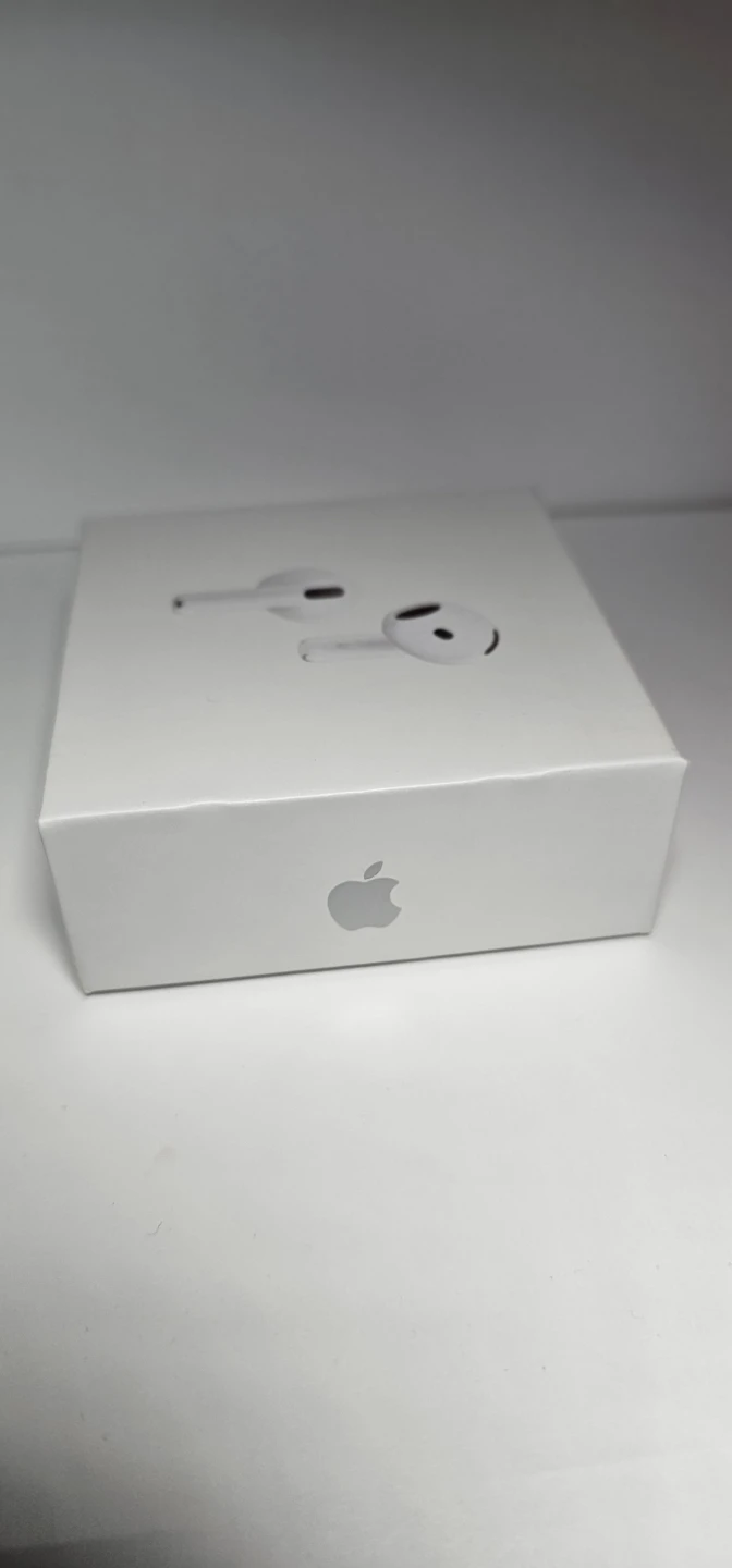 Apple AirPods 4 with Active Noise Cancellation - New in Box