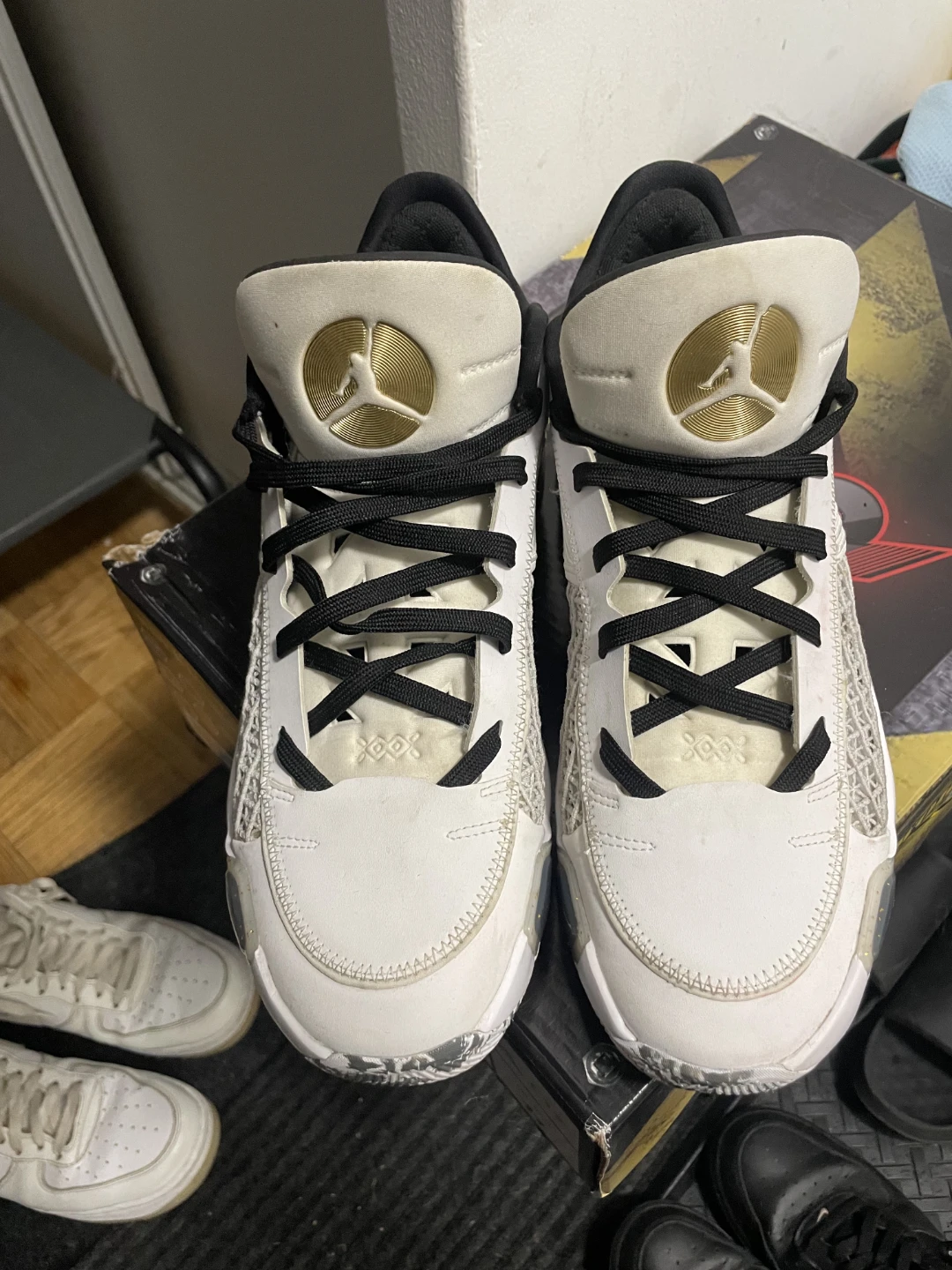 Size 10.5 Nike Jordan Sneakers - photo 4