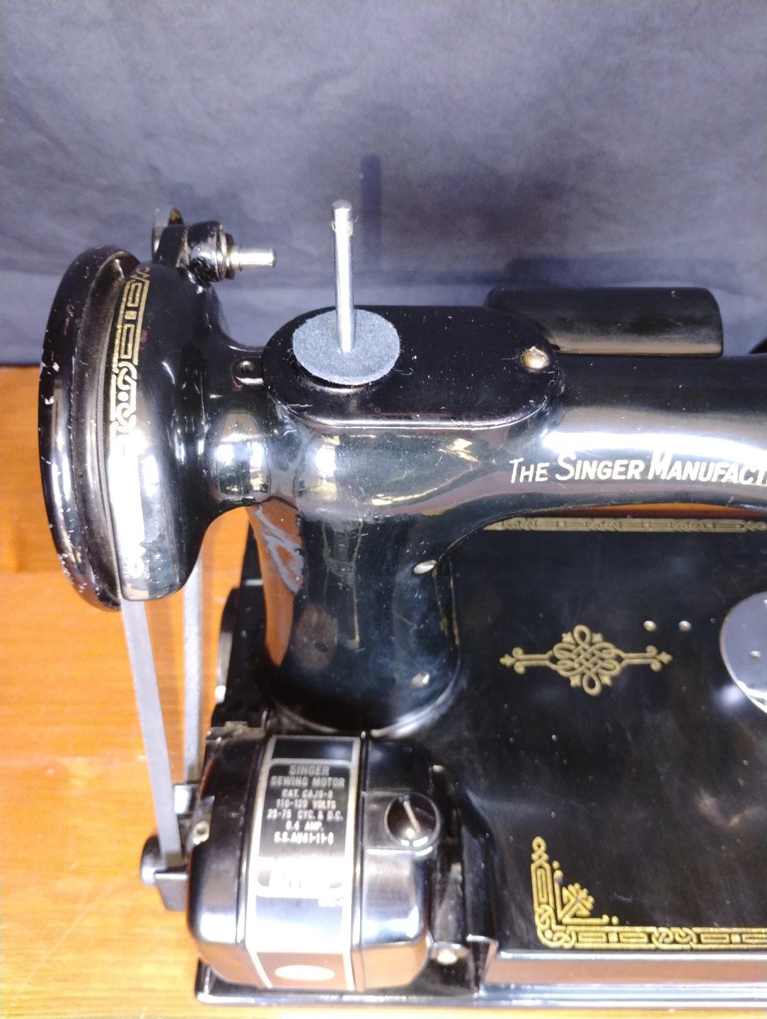 Singer  portable sewing maching - photo 5