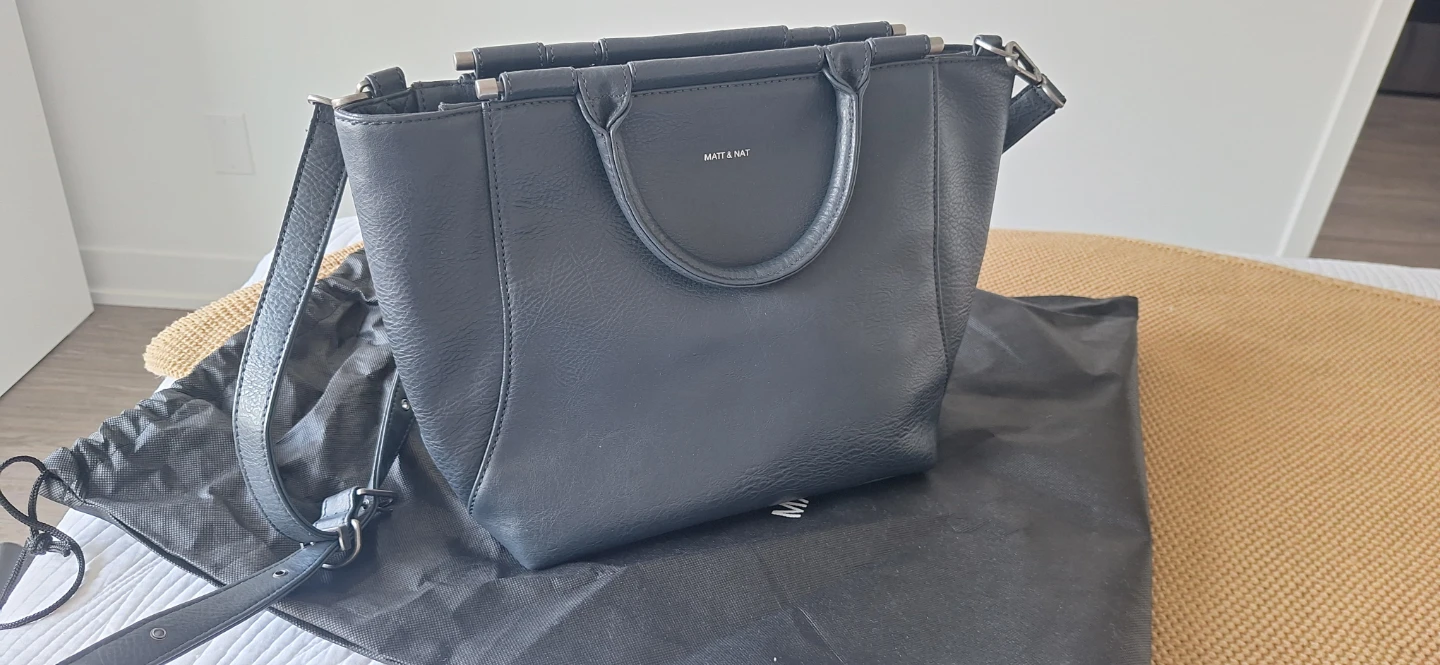 Matt & Nat Shoulder Bag