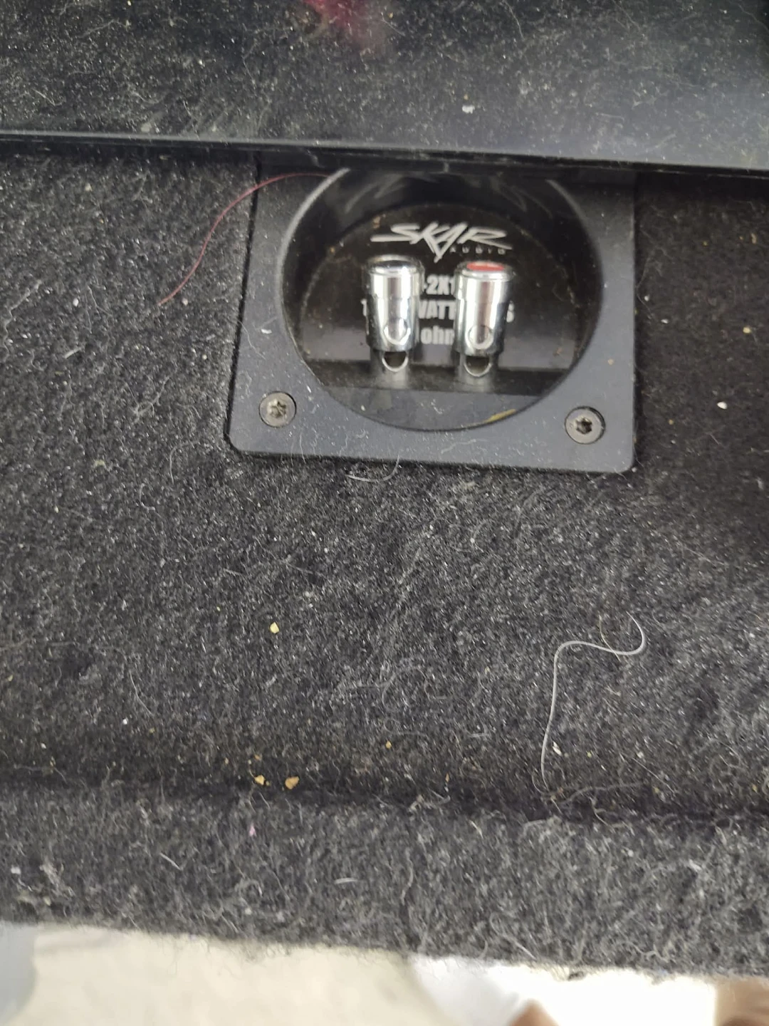 SKAR Audio RP 1200.1D Amplifier and Subwoofer Box