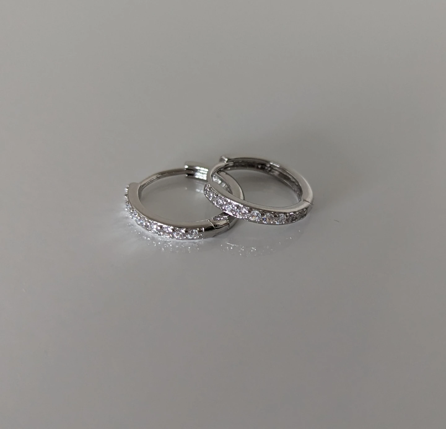Sparkling 925 Sterling Silver Cubic Zirconia Hoop Earrings - photo 2
