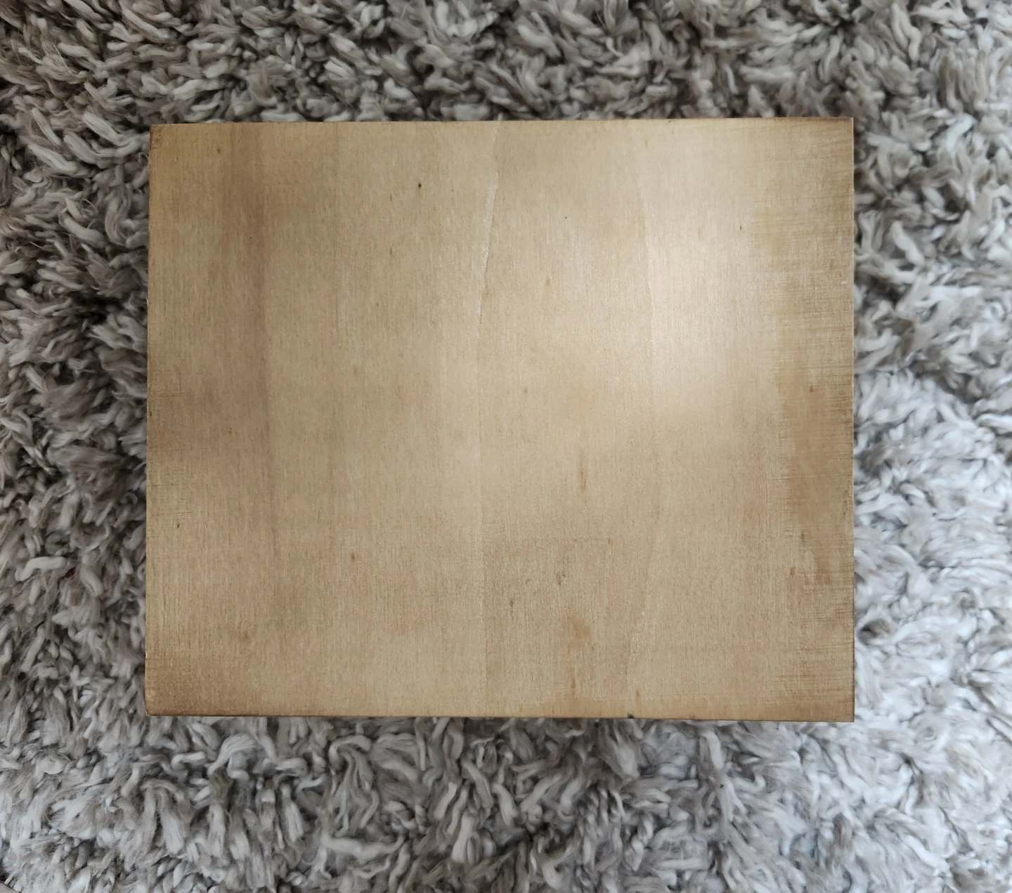 Wooden decorative box with patterned front - photo 4
