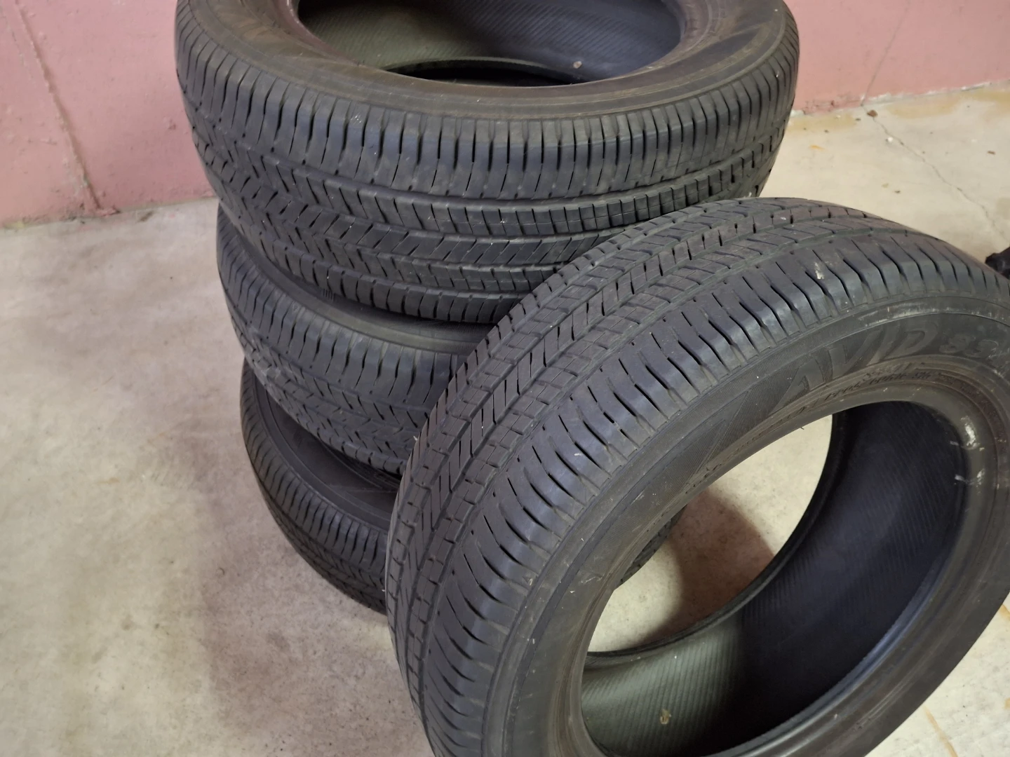 Avid S34 FV Tires P205/60R16 91H