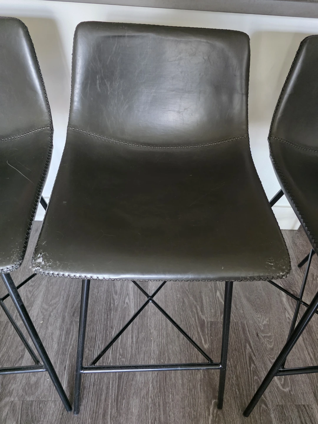 Counter height stools - photo 4