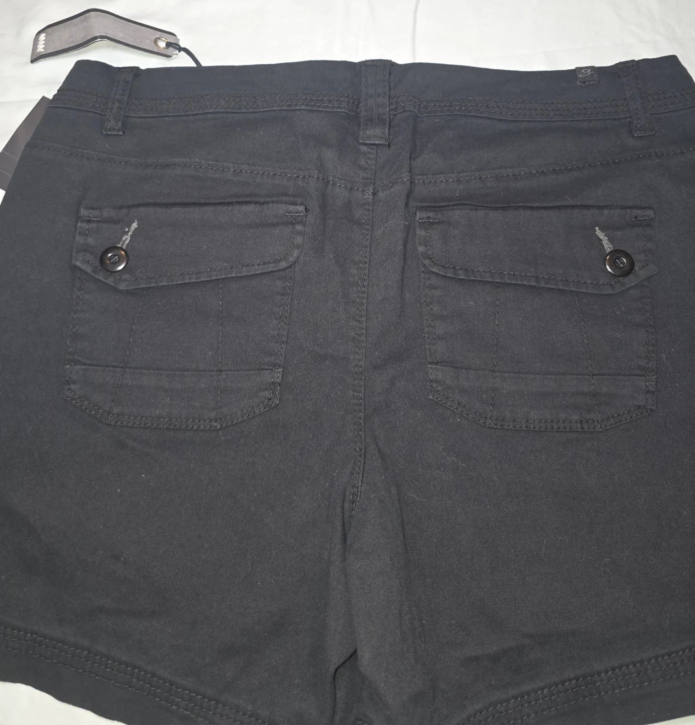 Black Cargo Shorts Size 16 - photo 4