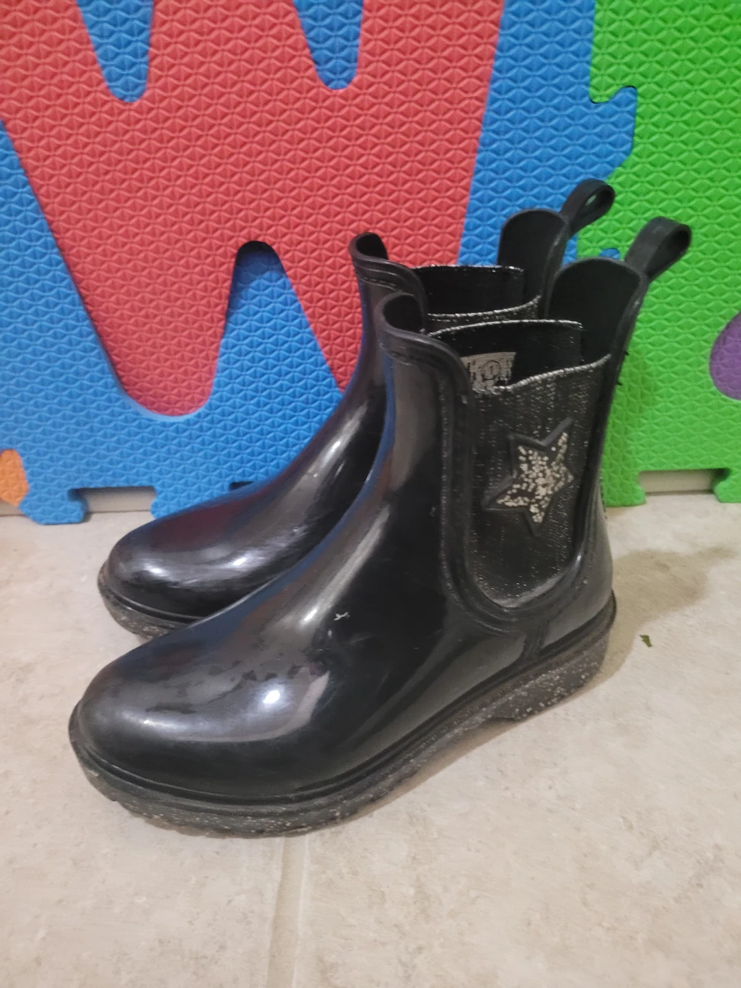 Black Chelsea Rain Boots youth size 1 - photo 5