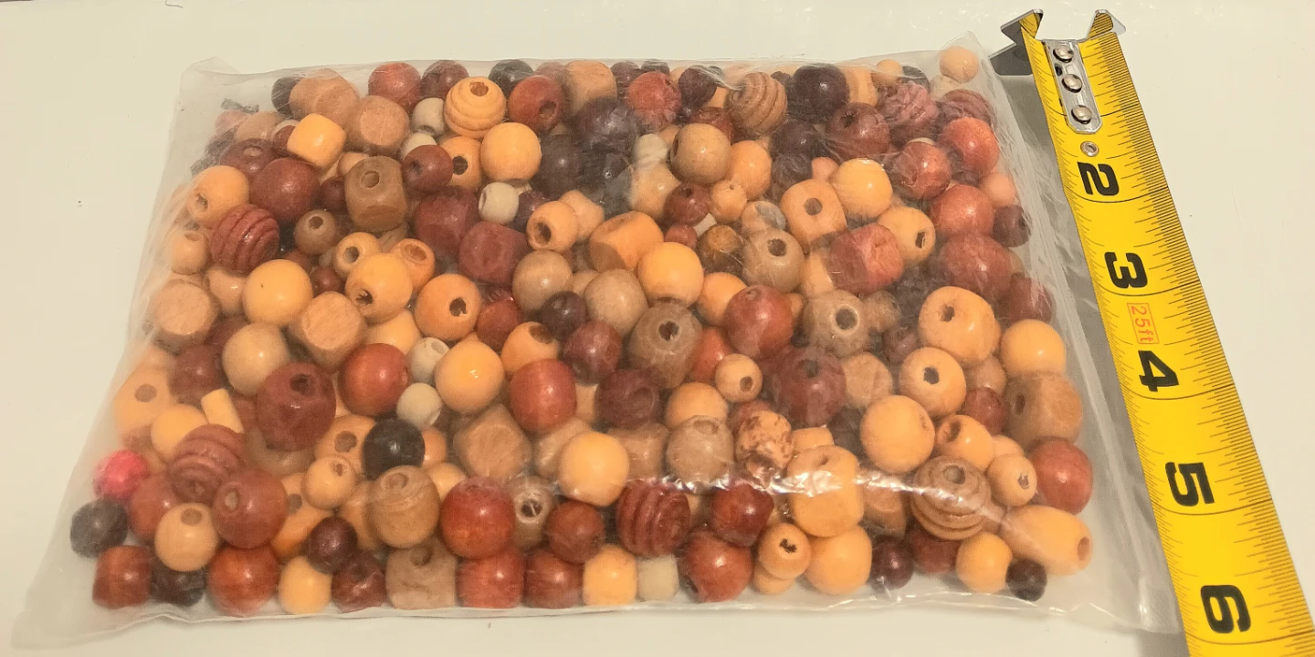 🧵Assorted Wooden Beads🧵