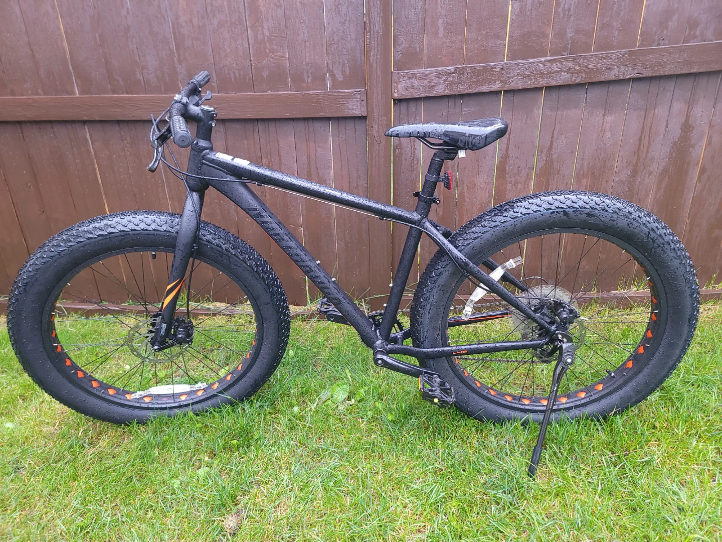 Northrock XCF 10-Speed Fat Tire Bike – Medium Frame