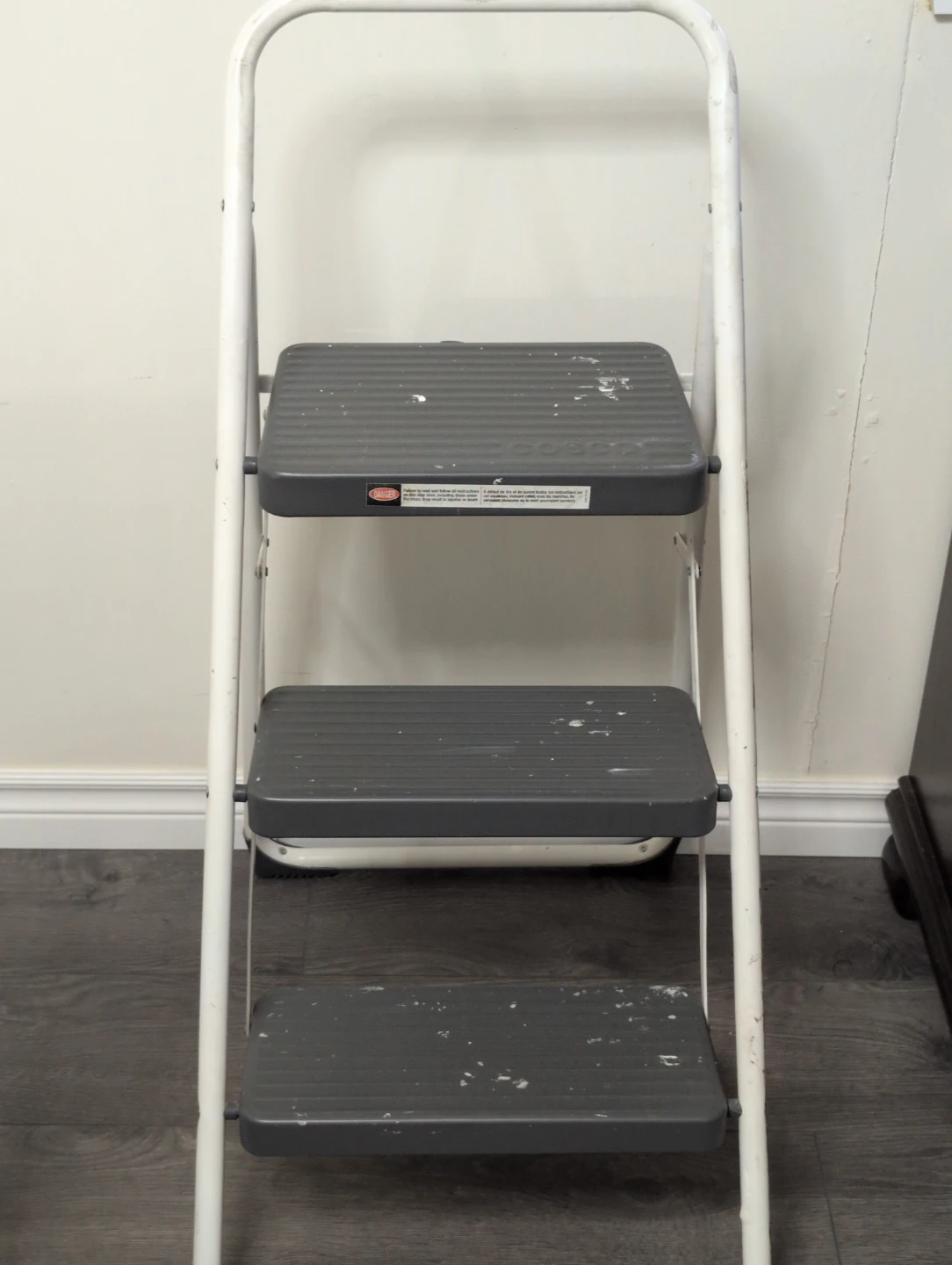 Cosco 3-Step Folding Step Stool Ladder - photo 2