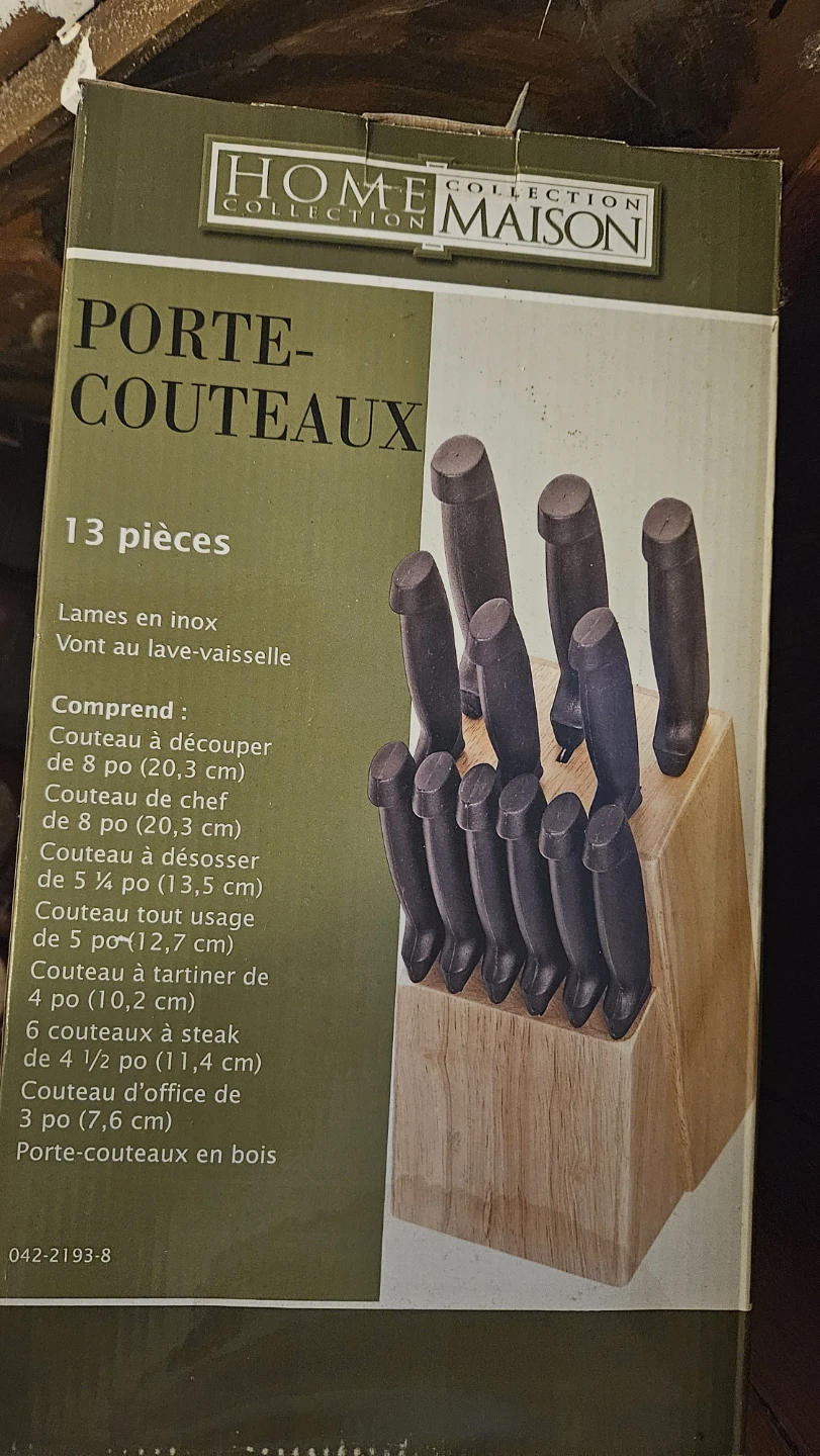 Home Collection Maison 13-Piece Knife Set with Block