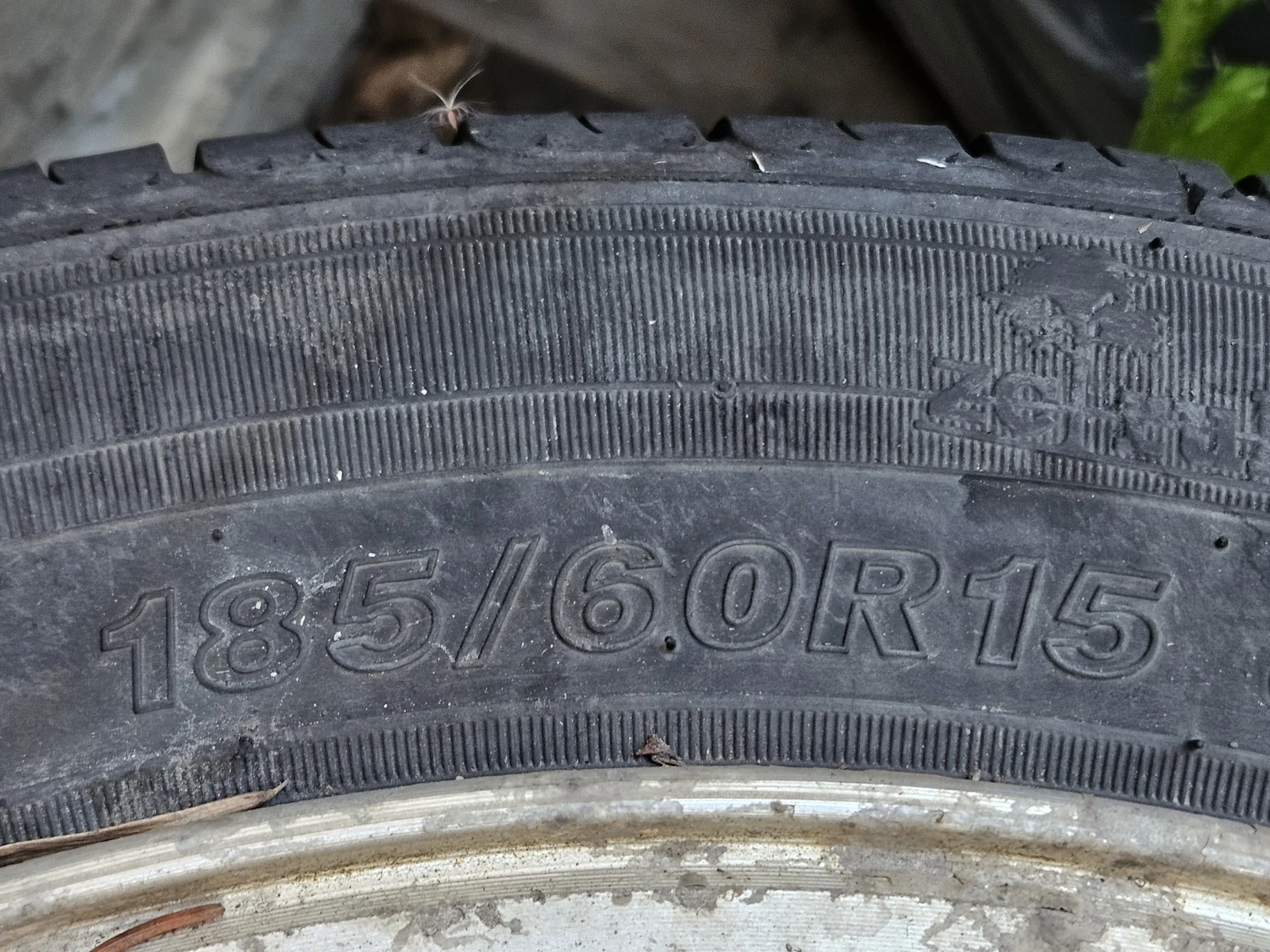 Goodyear Tires 185/60R15 - photo 3