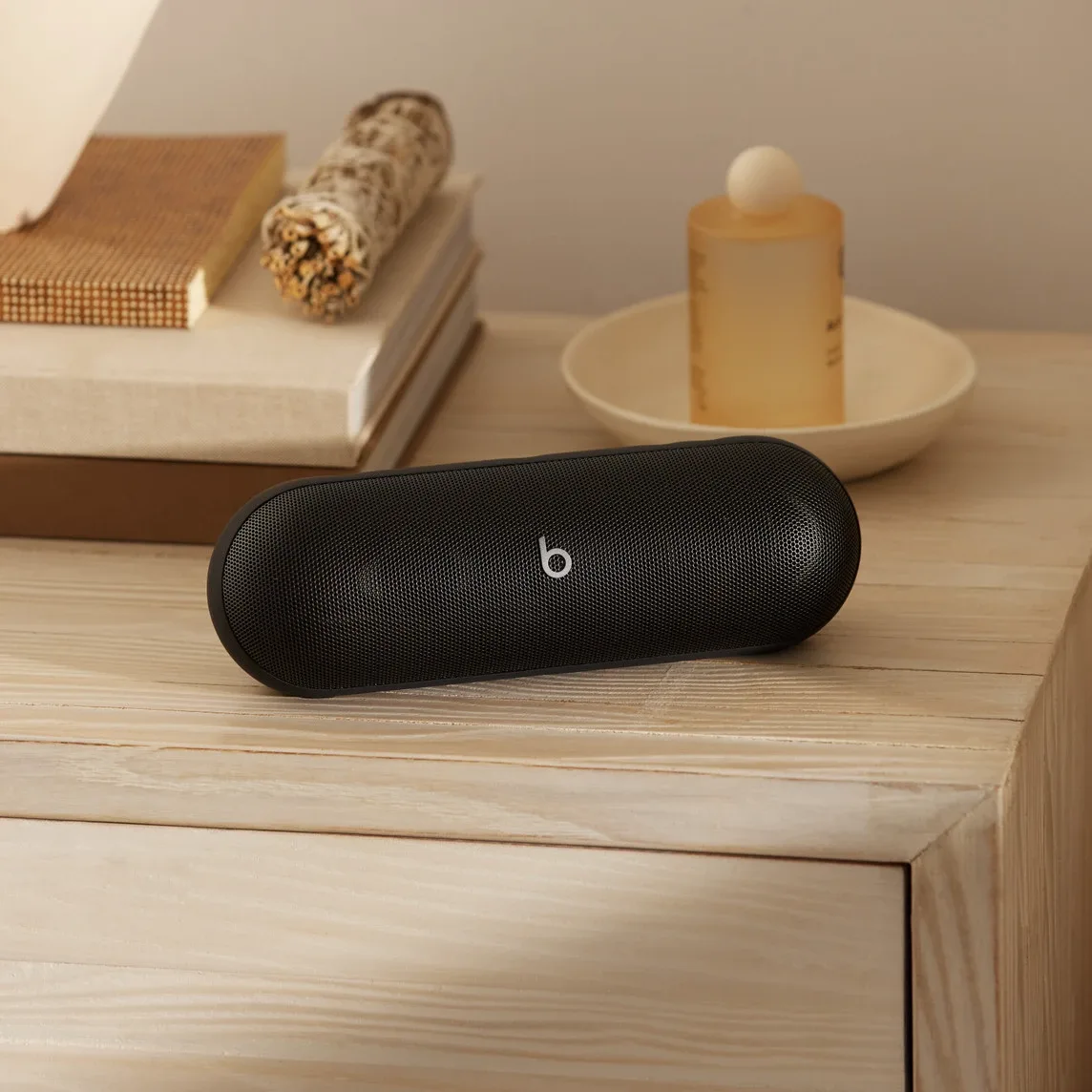 Apple Beats Pill+ Portable Speaker - Black