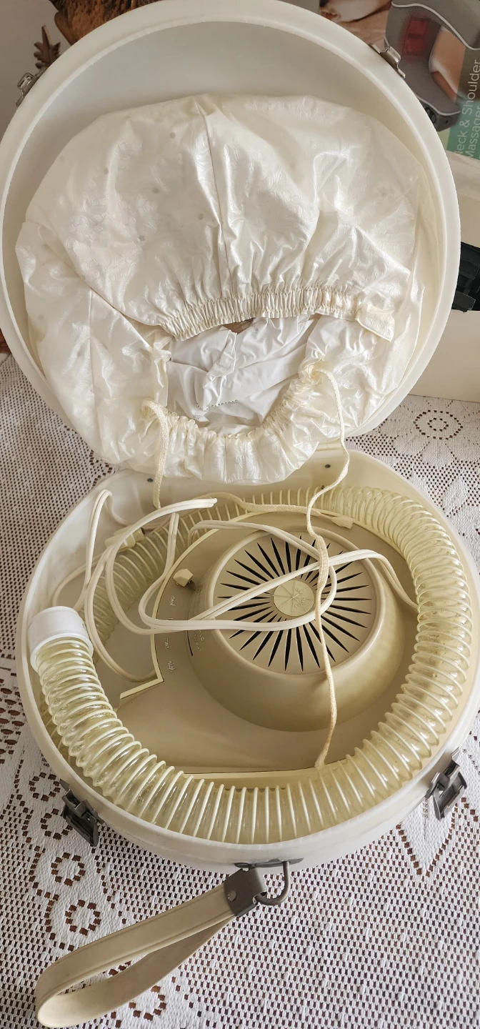 GE Deluxe Hair Dryer - Vintage Portable Hood Dryer - photo 3