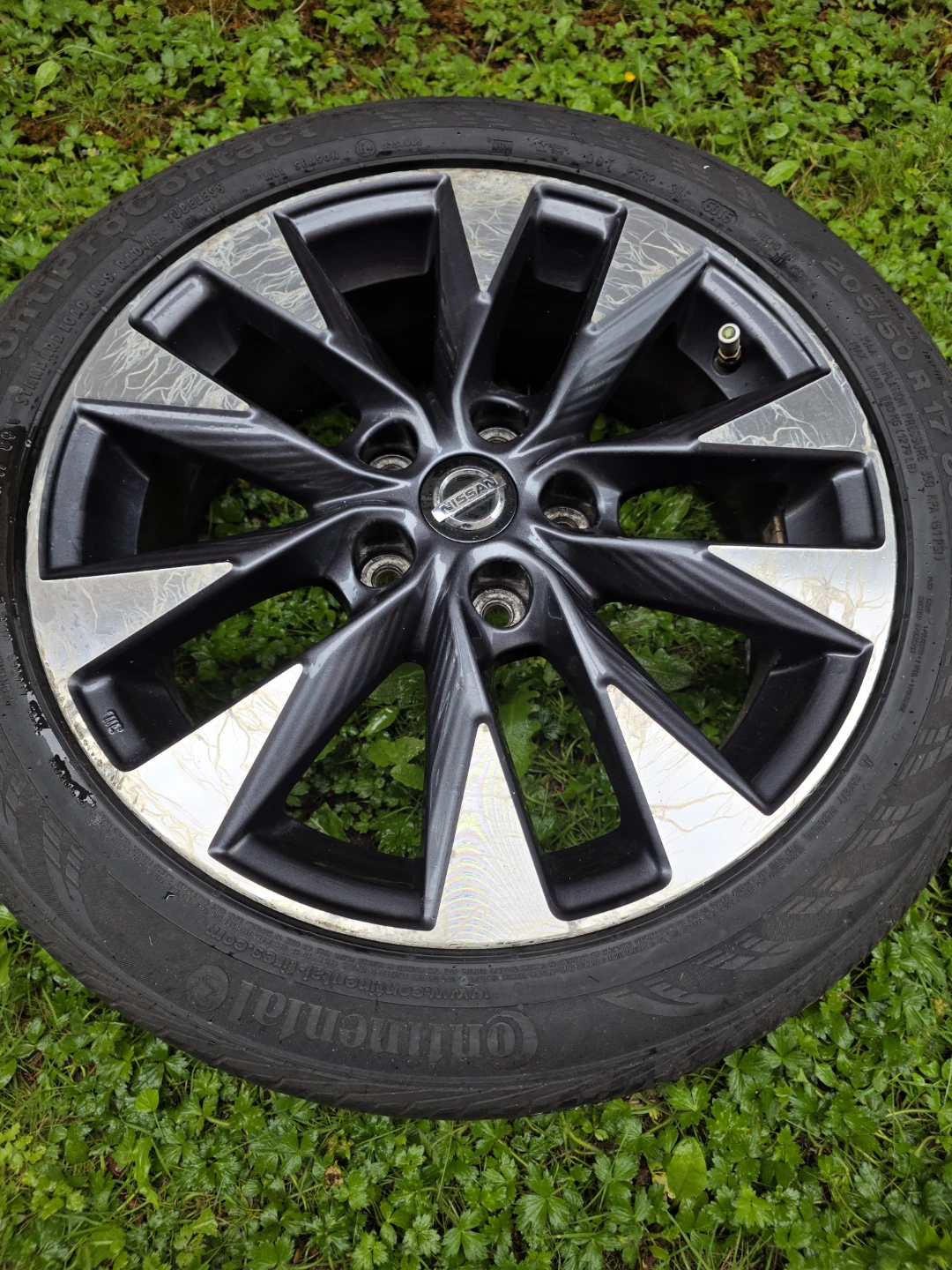 Nissan Sentra Alloy Wheels nd Tires 2017 - photo 3