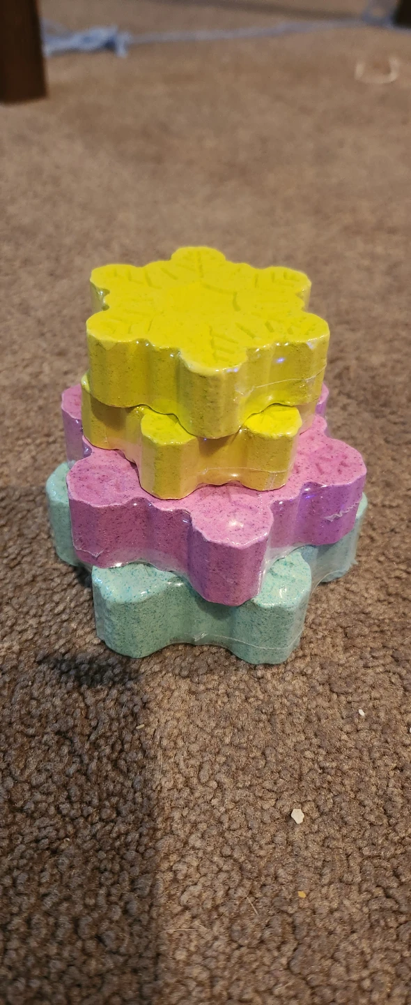 Snowflake Bath Bombs - Set of 4 - photo 2