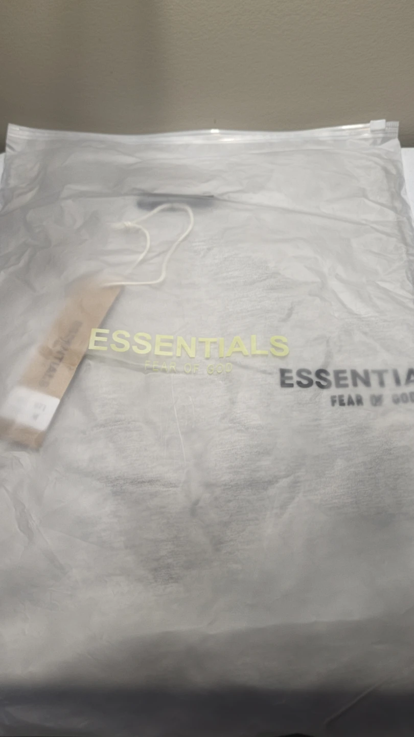Essentials shorts & T-Shirt Set - photo 2
