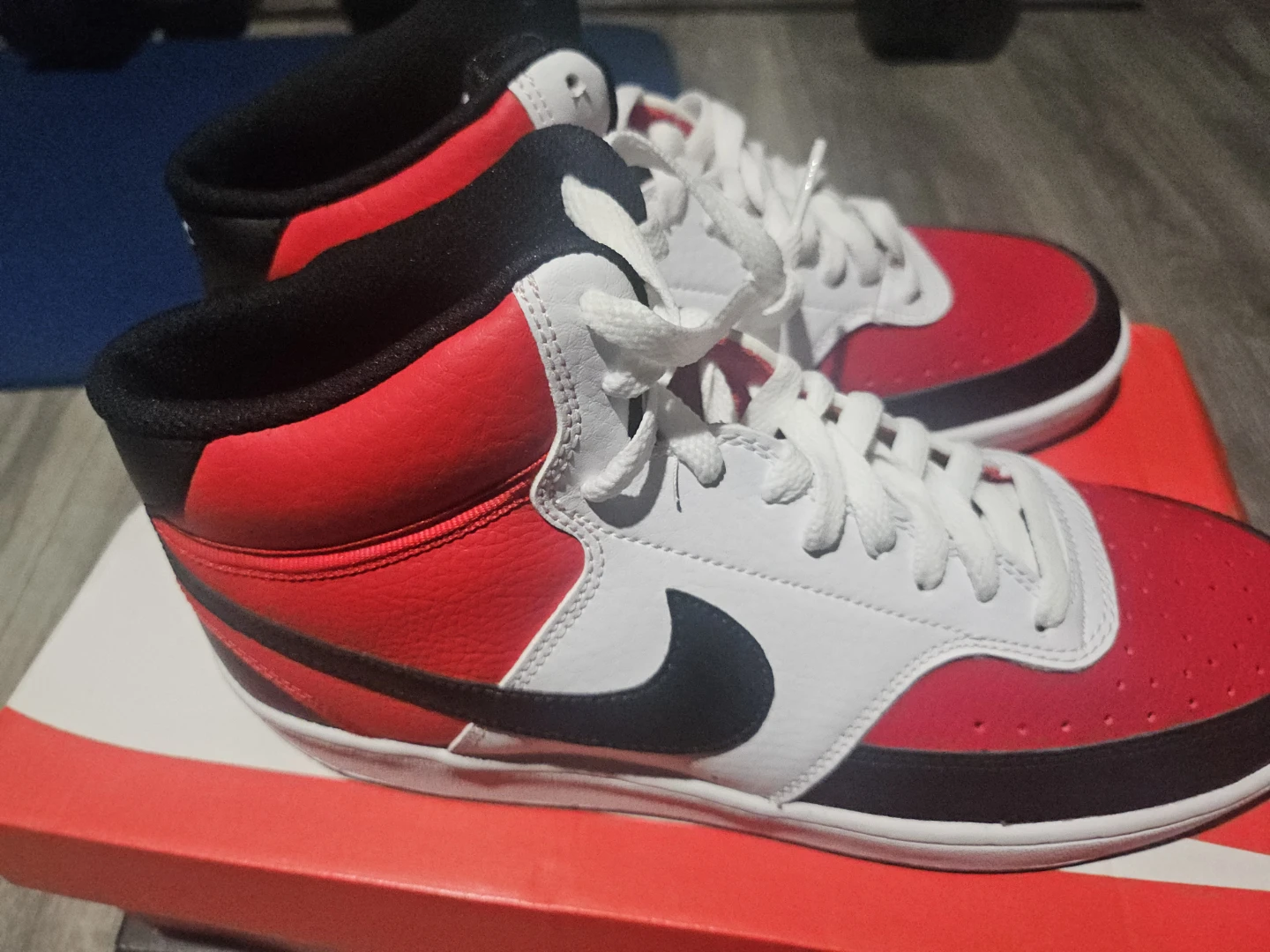 Nike Men's Mid-Top Sneakers Red/White/Black - photo 4