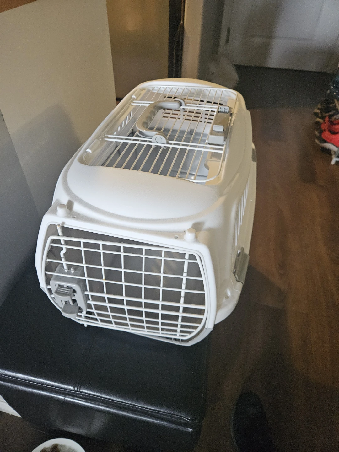 Pet Carrier - photo 2