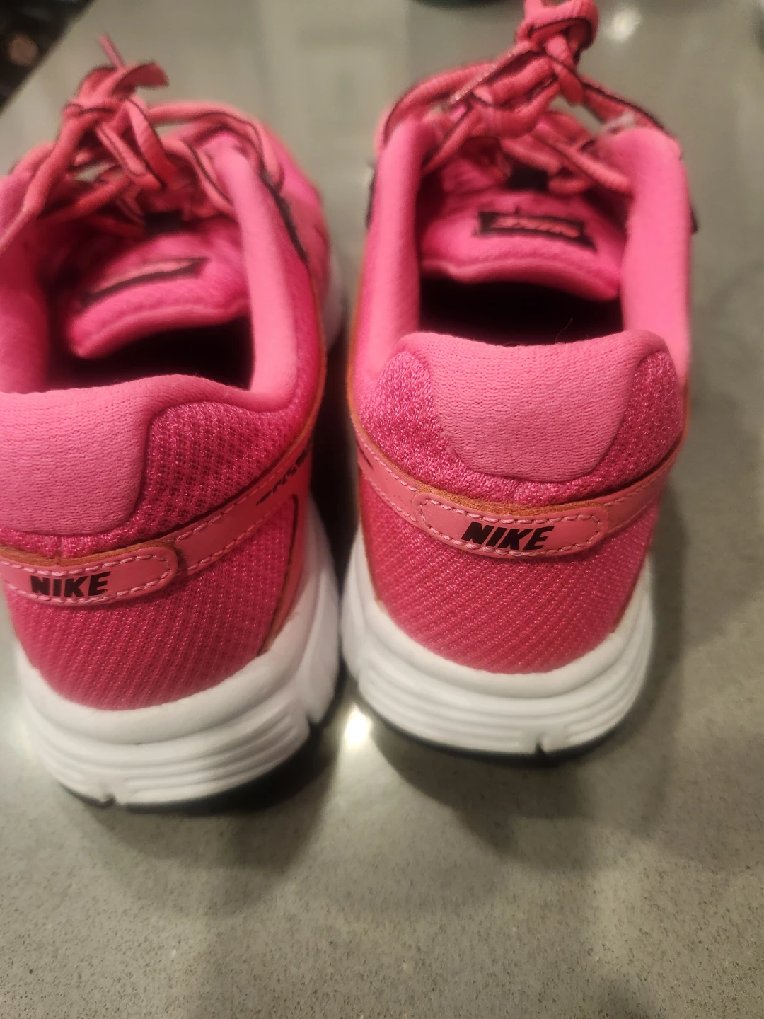 Nike Revolution 2 Pink Running Shoes size 7 - photo 3
