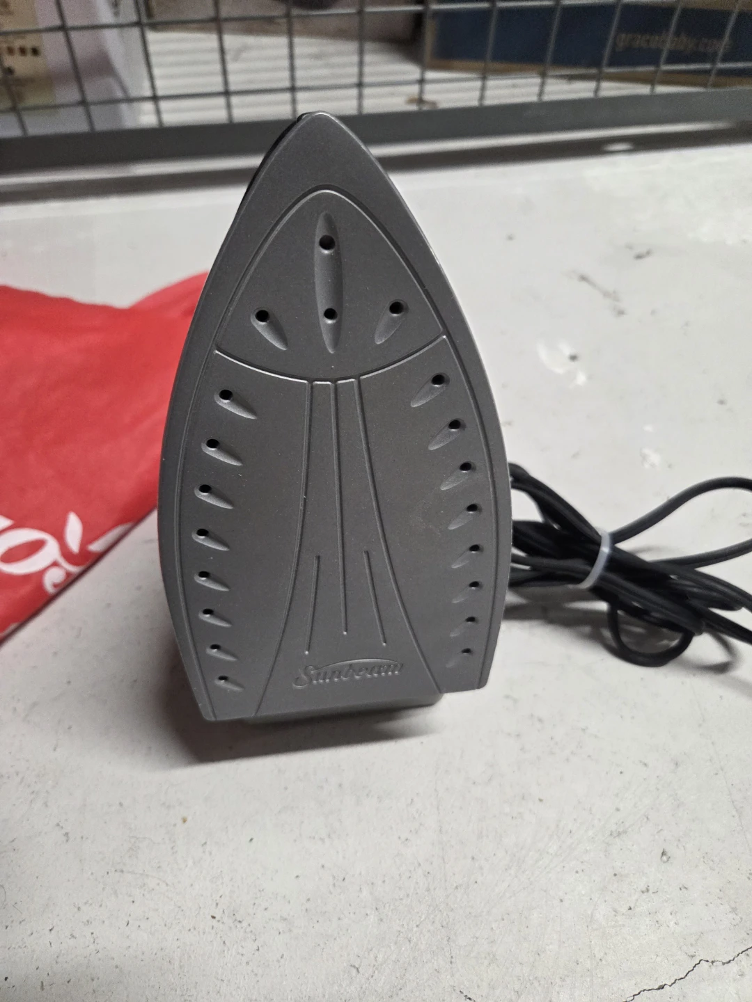 Sunbeam Steam Iron - photo 4